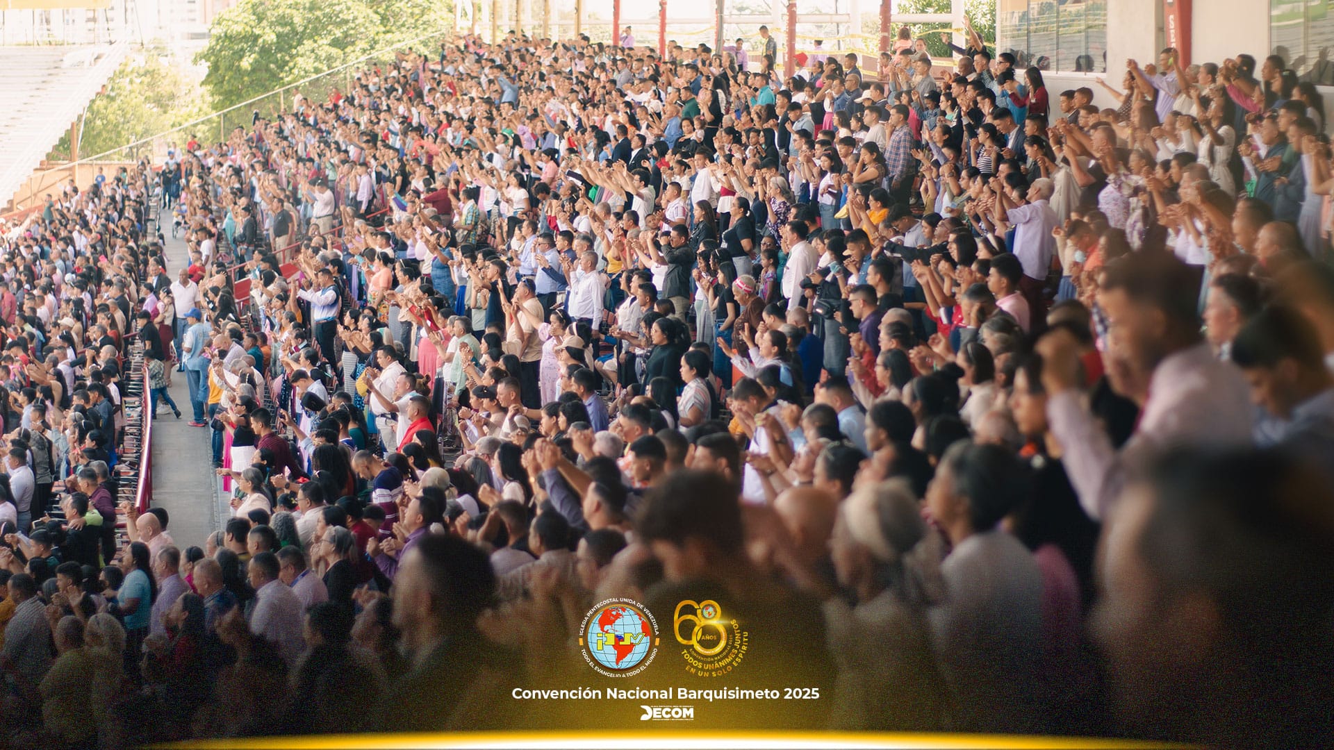 Como en el Día de Pentecostés: 28.000 Convencionistas "Todos Unánimes Juntos en un solo Espíritu"